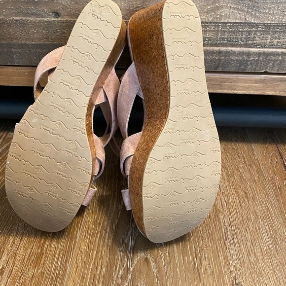 Nina Original Wedge Sandals - Picture 5 of 5